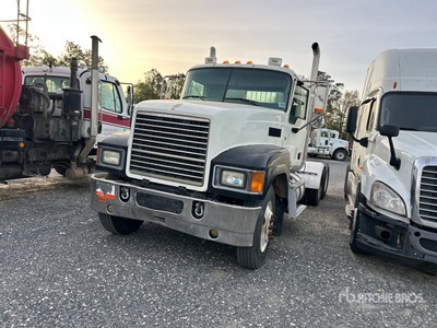 2016 Mack CHU613 6x4 Cabeza Tractora Cabina Corta (Inoperable)