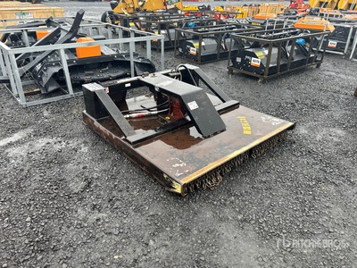 Brush Wolf RC60 60 in Cahrgeuse débroussailleuse  (Inoperable)