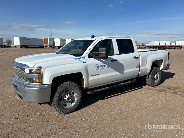2019 Chevrolet Silverado 2500 HD 4x4 Crew Cab Pickup