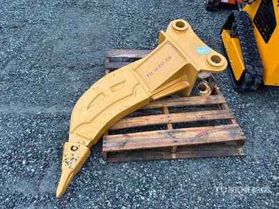 2026 GIYI GY-R320 48 in Excavator Ripper - Fits Cat 320 (Unused)