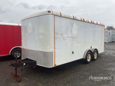 2003 TRL 18 ft T/A Remolque Cerrado