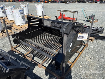 2026 GIYI GY-RP72 72 in Skid Steer Rock Picker (Unused)