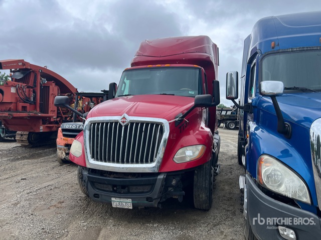 2018 International LT625 6x4 T/A Sleeper Truck Tractor