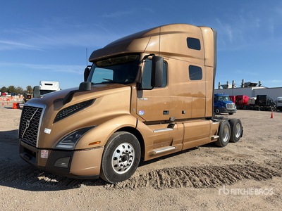 2022 Volvo VNL760 6x4 3- Achs Sattelzugmaschine mit Schlafkabine
