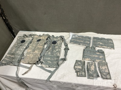 (222) M4 Three Mag Pouches, (442) Hydration System Carriers & (96) Waist Packs