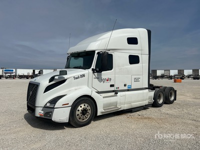2019 Volvo VNL 6x4 Tracteur Routier Couchette