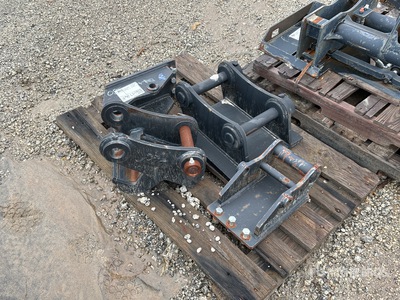 Quantity of (4) Excavator Coupler