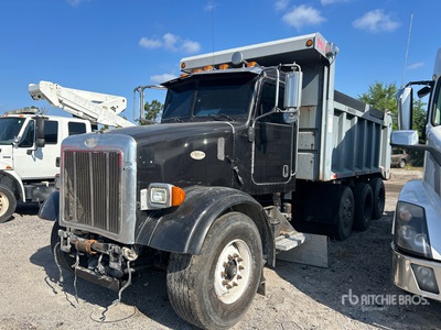2007 Peterbilt 357 8x4 Autocarro ribaltabile 3 assi
