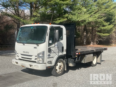 2018 Isuzu NRR 4x2 Flatbed Truck