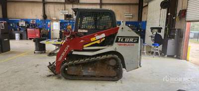 2024 (unverified) Takeuchi TL8R2-CR Compact Track Loader