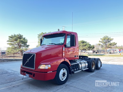 2010 Volvo VNM 6x4 T/A Day Cab Truck Tractor