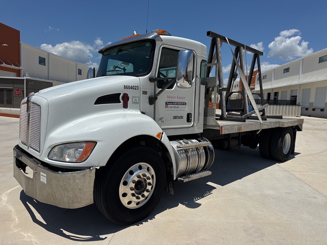 2020 Kenworth T370 4x2 Flatbed Truck