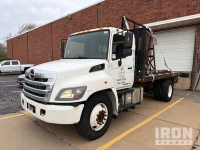 2014 Hino 338 4x2 7.6L 200 HP Diesel Pritsche-Lkw