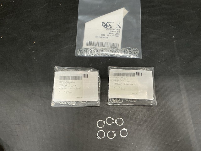 (258) General Dynamics 10524392 Retaining Rings