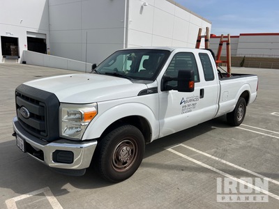 2013 Ford F-250 XL 4x2 Extended Cab 4X2 Extended Cab 6.2L V8 Gas Ophalen