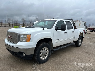 2012 GMC Sierra 2500 SLE 4x4 Crew Cab بيك اب