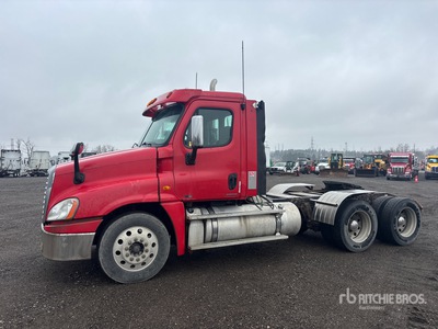 2012 Freightliner Cascadia 125 6x4 T/A Day Cab Truck Tractor
