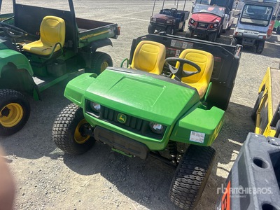 John Deere Gator TE 4x2 Electric Utility Vehicle