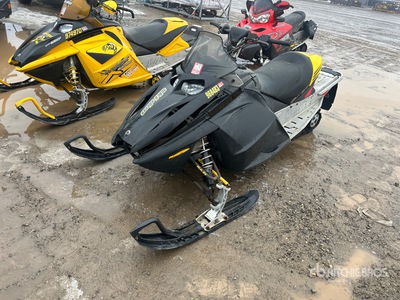 2006 Ski-doo 550 Snowmobile