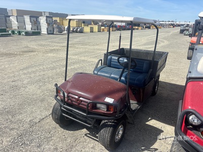 E-Z-Go Electric Golf Cart