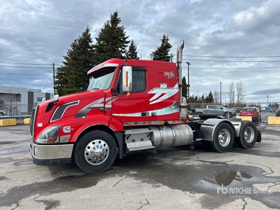 2009 Volvo VNL 6x4 تراكتور شاحنة كابينة النوم (ثنائية المحور)