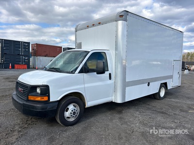 2015 GMC G3500 4x2 Service Truck