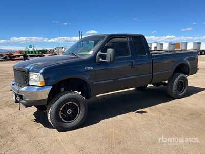 2002 Ford F-350 XLT 4x4 Extended Cab Pickup