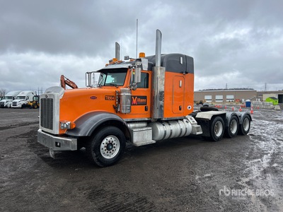 2013 Peterbilt 367 8x6 Heavy Haul Tri/A Sleeper Truck Tractor