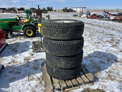 Quantity of (4) Sailun Terramax LT275/65R18 Opony