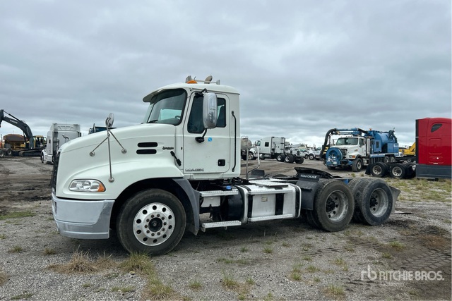 2014 MACK CXU (Pinnacle) CXU613