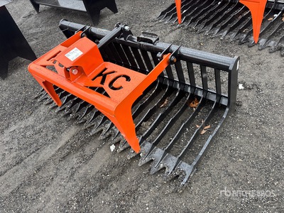 Kit Containers QT-SG-S76-V3 76 in Skid Steer Grapple Bucket (Unused)