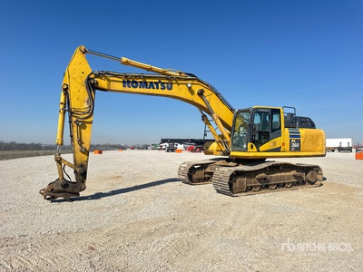 2015 Komatsu PC360LC-11 حفارة بجنزير