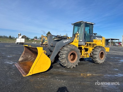 2005 John Deere 644J Pala gommata