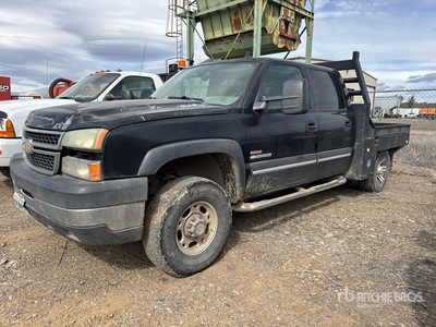 2006 Chevrolet Silverado 2500 4x2 Camion à Plateau