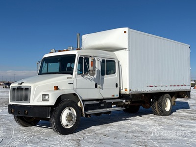 2002 Freightliner FL70 4x2 Hogedrukreiniger vrachtwagen