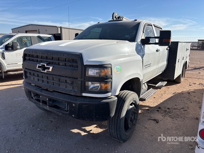 2019 Chevrolet Silverado 5500 HD 4x4 Crew Cab Service Truck