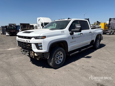 2022 Chevrolet Silverado 2500HD 4x4 Crew Cab Pickup