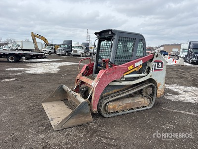 2016 Takeuchi TL8 Two-Speed Oruga cargadora compacta