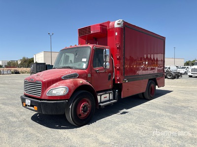 2014 Freightliner M2 106 4x2 شاحنة مبردة