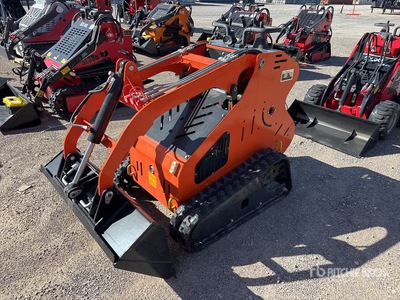 2025 BisonTek BT305 Mini Chargeuse sur rails compacte (Unused)