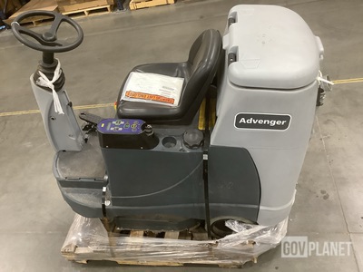 Advance Advenger 2805D Floor Scrubber