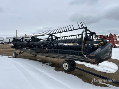 2016 MacDon FD75 35 ft Flex Draper Schneidwerk