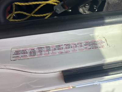 2015 Peterbilt 579 4x2 S/A Day Cab Truck Tractor