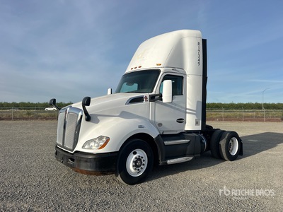 2016 Kenworth T680 4x2 S/A Day Cab Truck Tractor