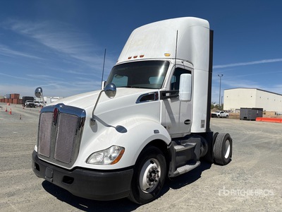 2017 Kenworth T680 4x2 S/A Day Cab Truck Tractor