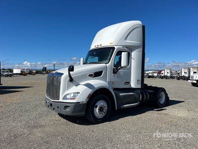 2018 Peterbilt 579 4x2 S/A Dagcabine Trekker