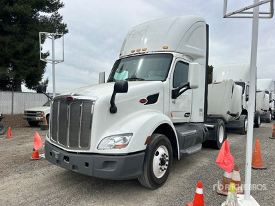 2018 Peterbilt 579 4x2 S/A Day Cab Truck Tractor