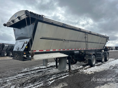 2012 Trail King 0L8 39 ft Tri/A ライブボトムトレーラー