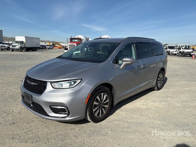 2021 Chrysler Pacifica Minivan