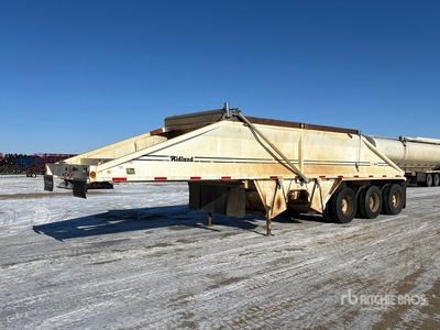2007 Midland 38 ft Tri/A Belly Dump Trailer